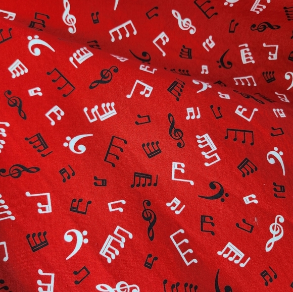 Red Circle Skirt Music Notes Size S Jazz Band Blues Artsy Singer Songwriter - Picture 4 of 10
